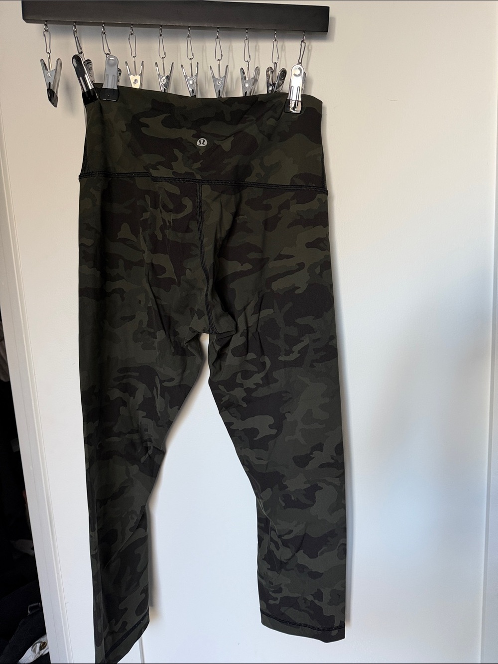 Lululemon women’s Green Camo Leggings